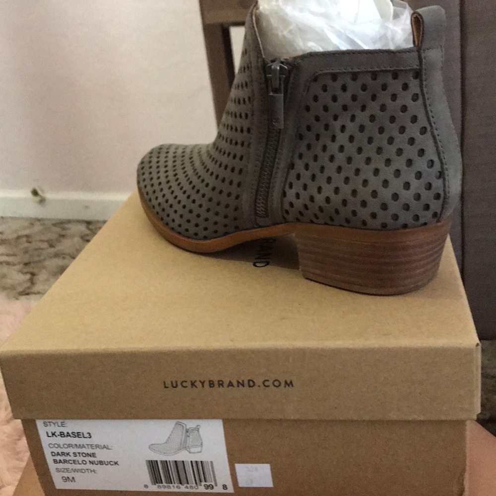 Lucky Brand Women booties